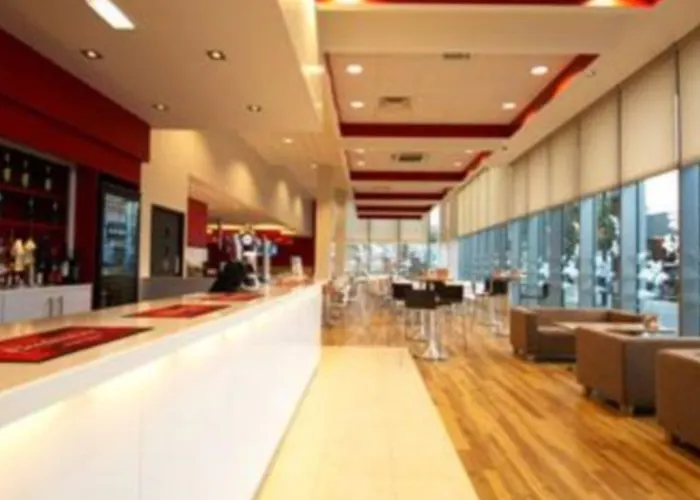 Travelodge Arena Hotel