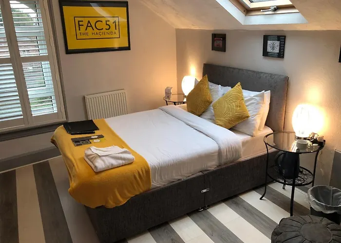 Ivy Mount Boutique 3*