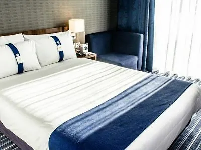 Hotel Express Centre By Ihg 3*