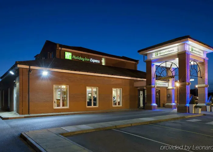 Express East By Ihg 3* 맨체스터