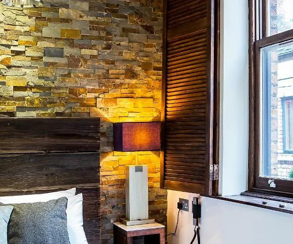 The Cow Hollow 4* Manchester