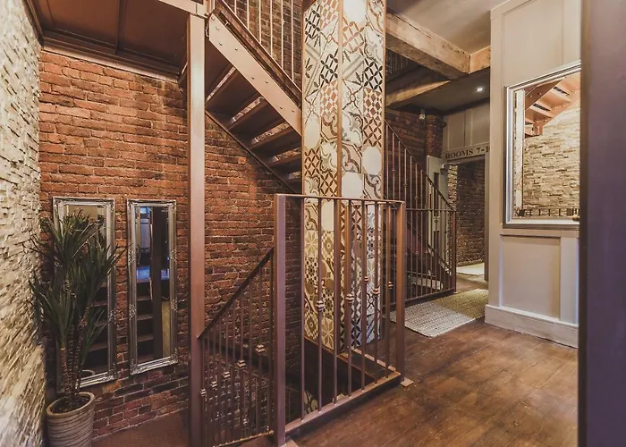 The Cow Hollow Hotel Manchester