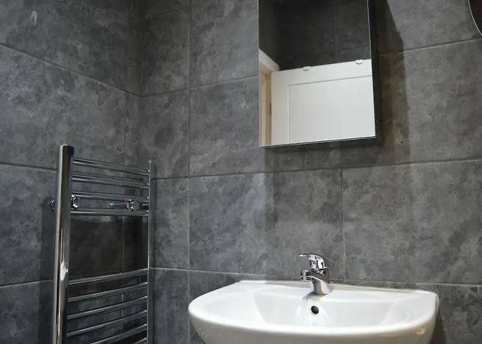 Spacious Shude Hill With Balcony * Manchester