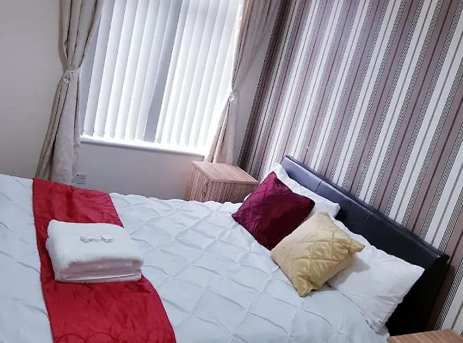 Knutsford House Holidays 펜션 맨체스터