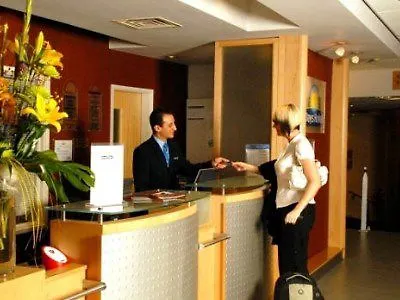 Weston Hall - Halls Of فندق