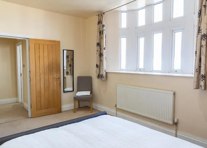 Apartment No 1 - The Old Red King Pub, Whitefield, Manchester