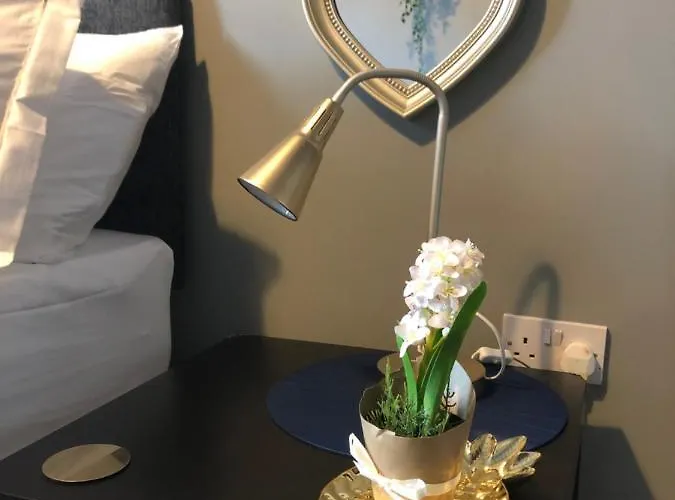 게스트하우스 3. Stylish Private Double Near Centre