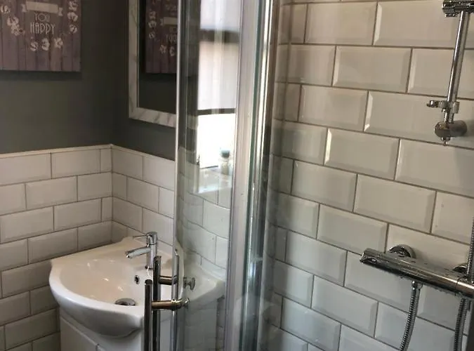 Pensionat 3. Stylish Private Double Near Centre Manchester