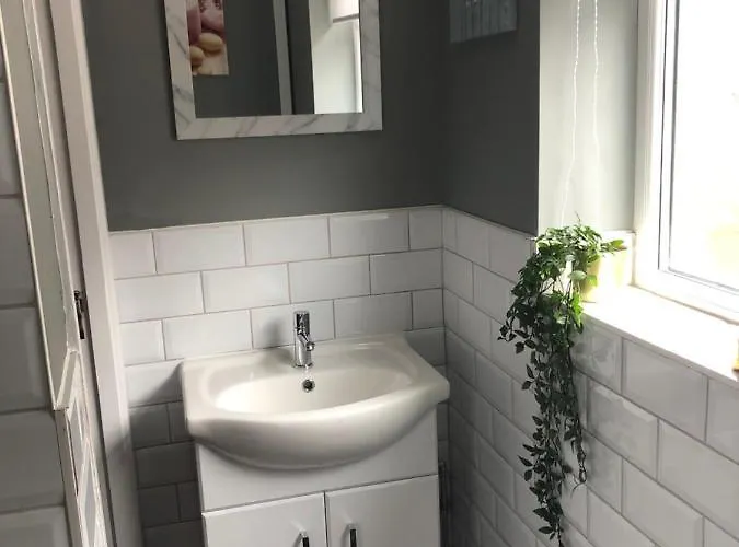 3. Stylish Private Double Near Centre Pensionat