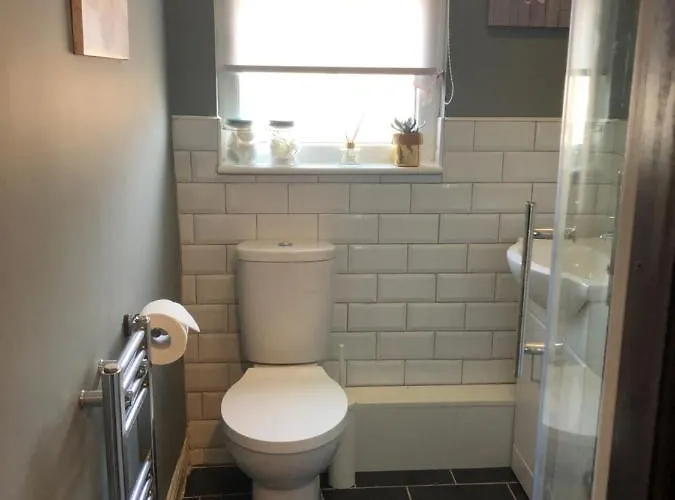 3. Stylish Private Double Near Centre