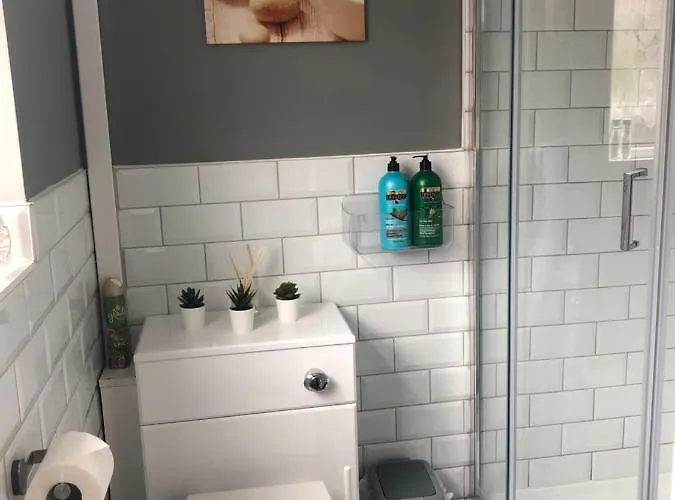 Pensionat 3. Stylish Private Double Near Centre Manchester