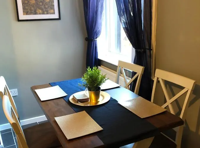 3. Stylish Private Double Near Centre