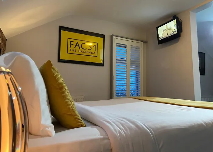 Ivy Mount Boutique 3*