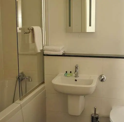 Dreamhouse Manchester West Salford (Greater Manchester)