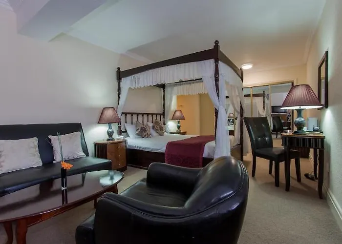 Hotel Britannia & 3*