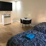 Big Rusholme With Tv And Private Bathroom-parking&wifi Bed & Breakfast *