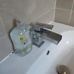 Gorgeous Stylish Cheri Victorian House In * Манчестер