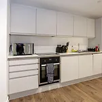 Stylish Modern In * Manchester