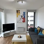 Media Stays - Luxury Апартаменты