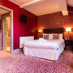The Gardens 3* Manchester