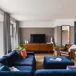 Native 4*