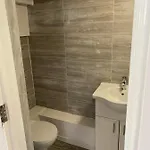 Beautiful Basement En-suite *