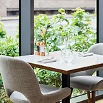 酒店 Hyatt Regency 4*