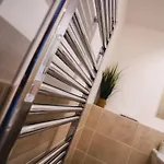 Centre 2-bed - New - Free Wi-fi - * Manchester