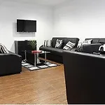 Apartmán Lewis In The Heart Of The Northern Quarter Sleeps Up To 12 *