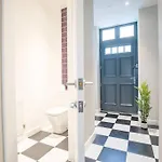 بيت للعطل Townhouse With Roof Terrace مانشستر