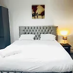 Otel The Pleasant House 3*