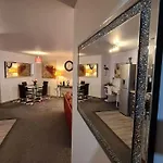 Cozy 2Bd & 1Ba City Centre Luxury With Free Parking * Manchester