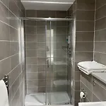 Media Stays - Luxury *