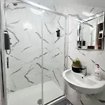 House In The Heart Of Séjour chez l'habitant *