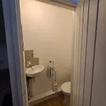Business Friendly 2br House Sleeps 5, Wi-fi, Workspace & Free Parking Prázdninový dům *