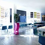 Hotel A&o Centre 3*