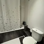 Sleeps 5-netflix-parkg-near Centre-etihad-coop Live *