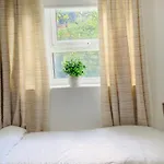 Modern, Stylish And Central Homestay
