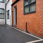 Luxury 6 Bed Near Centre With Cinema & Games 5 Bathrooms * Манчестер