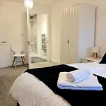 Apartment Ls96 No Serviced 4r Manchester