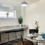 Modern, Stylish And Central