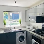 Modern, Stylish And Central