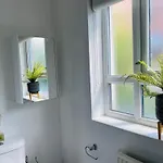 Modern, Stylish And Central