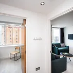 Staycity Piccadilly Aparthotel 4*