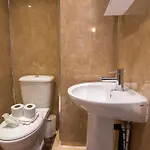Homely Ensuite Near Centre *