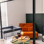 Spacious Stylish With Free Parking 10 Mins To Centre & Ao Arena Ideal For Groups & Long Tatil Evi