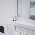 Hilltop Serviced - Piccadilly * Manchester
