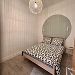 Urban Oasis 2 Bed Apartment