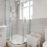 Apartamento Sophisticated & Stylish Flat Near Airport - Sleeps 9 *