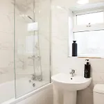 Entire Luxury In Old Trafford, Next To Mufc * Манчестер